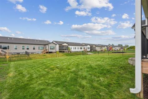 1410 Roosevelt Circle North Liberty IA 52317