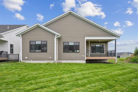 1410 Roosevelt Circle North Liberty IA 52317