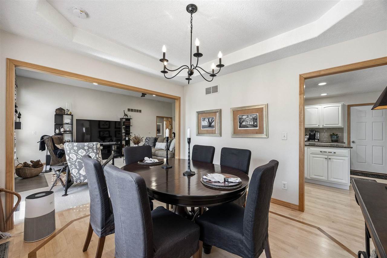 32 Donegal Place Iowa City IA 52246-3405
