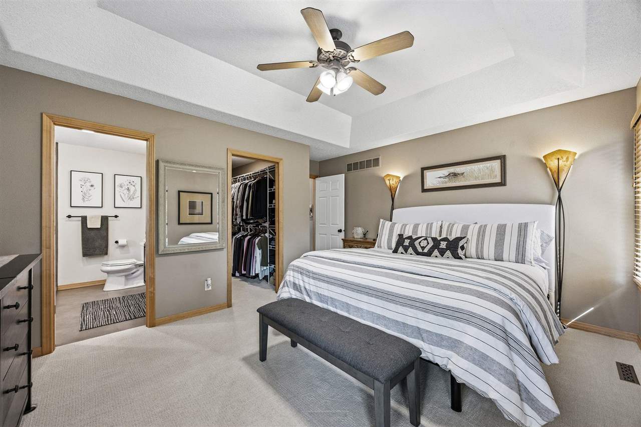 32 Donegal Place Iowa City IA 52246-3405