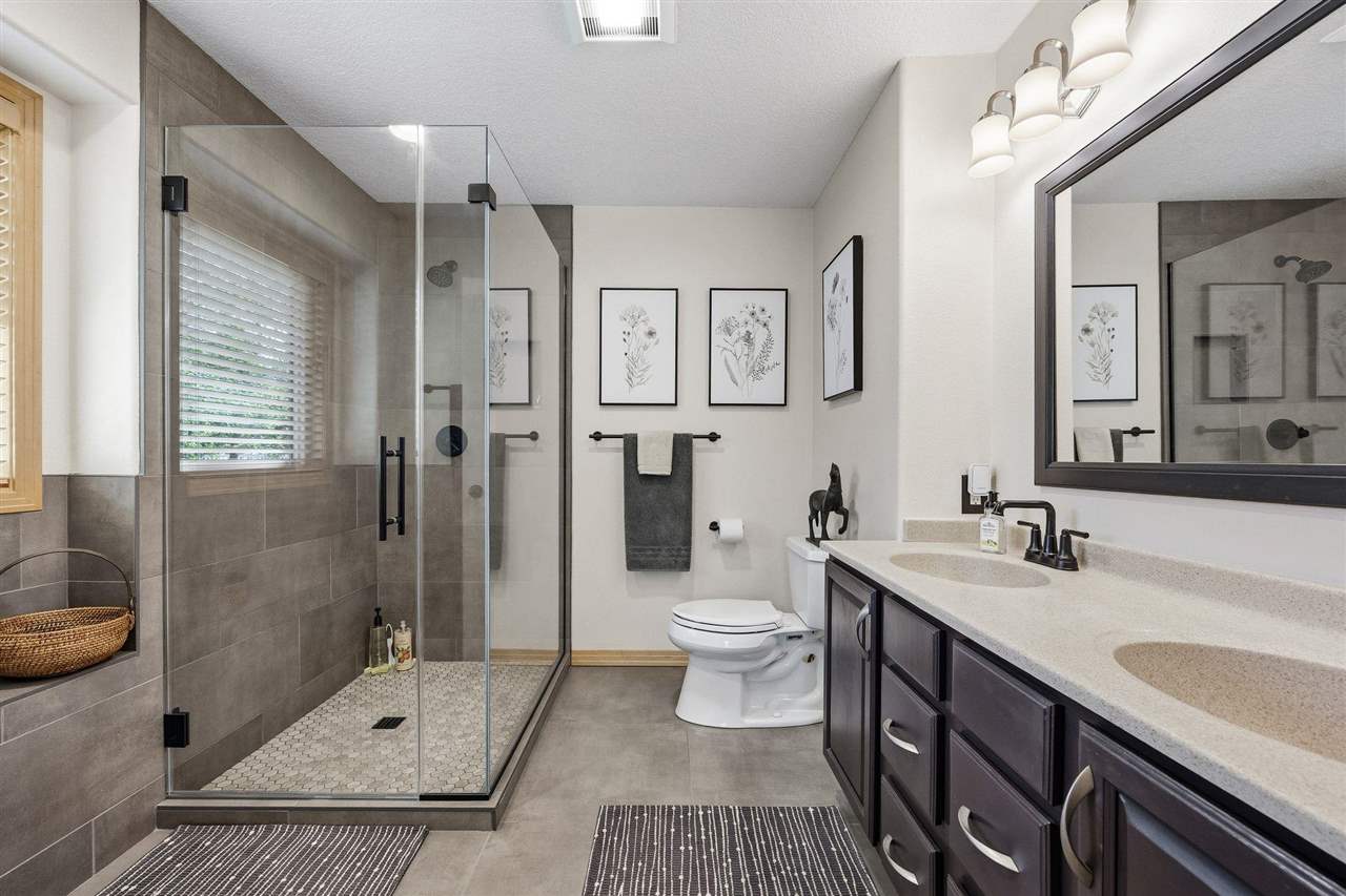 32 Donegal Place Iowa City IA 52246-3405