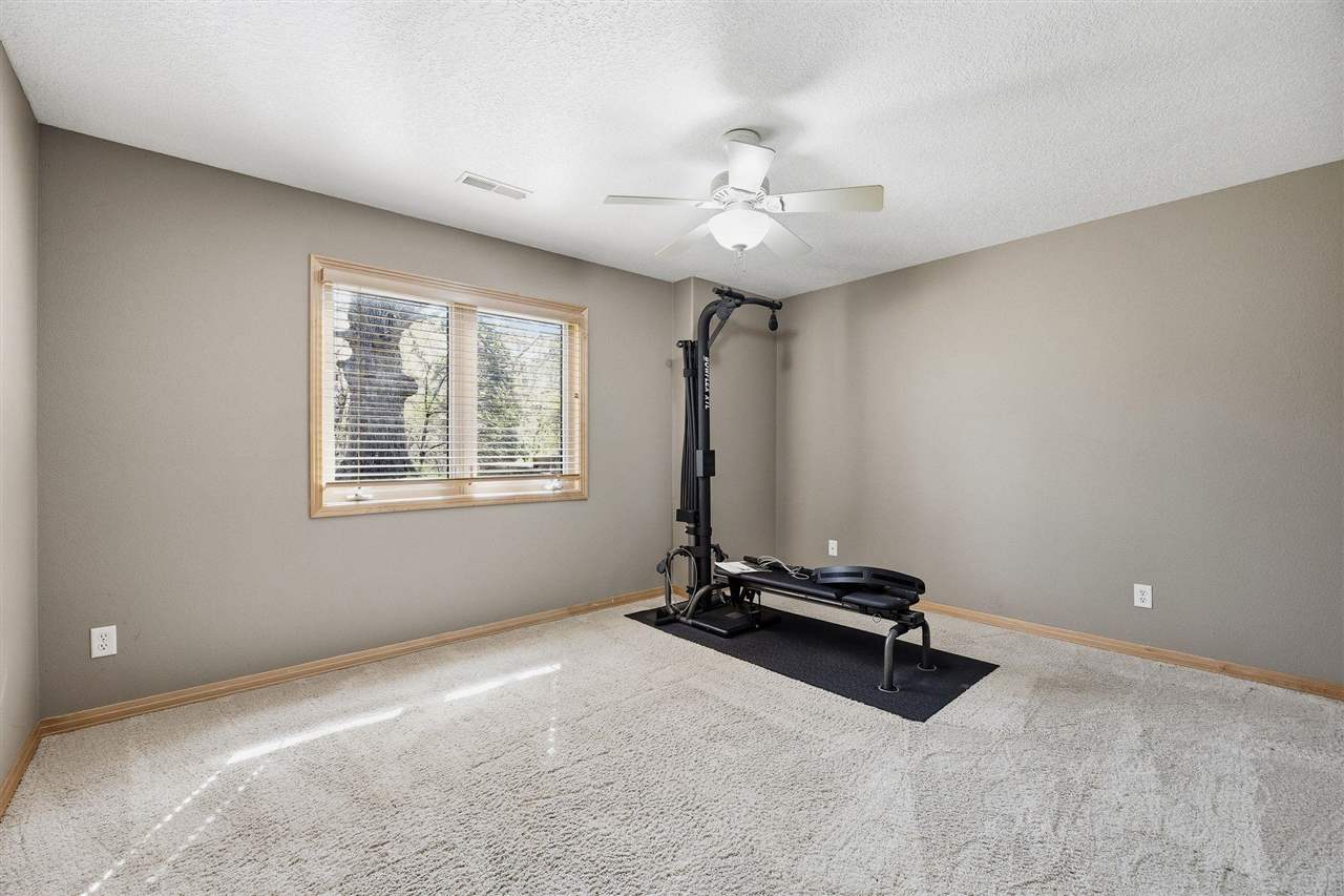 32 Donegal Place Iowa City IA 52246-3405