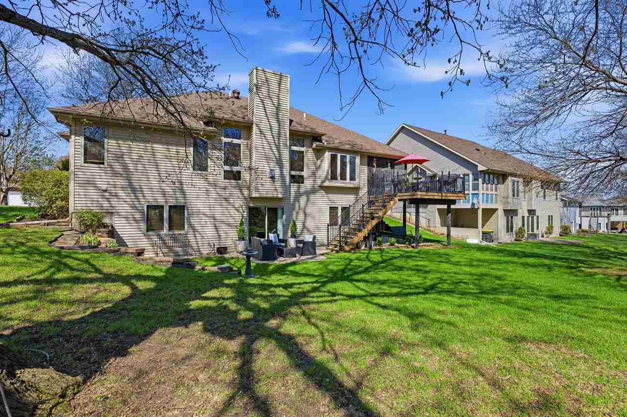 32 Donegal Place Iowa City IA 52246-3405