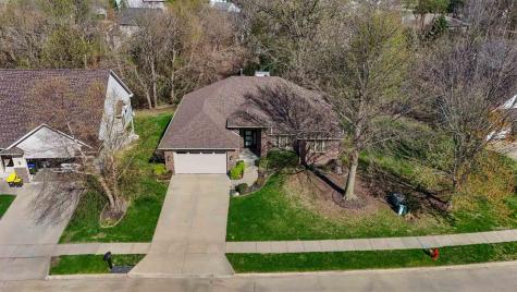 32 Donegal Place Iowa City IA 52246-3405