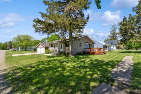 401 N 2nd Street Quasqueton IA 52326