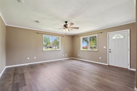 401 N 2nd Street Quasqueton IA 52326