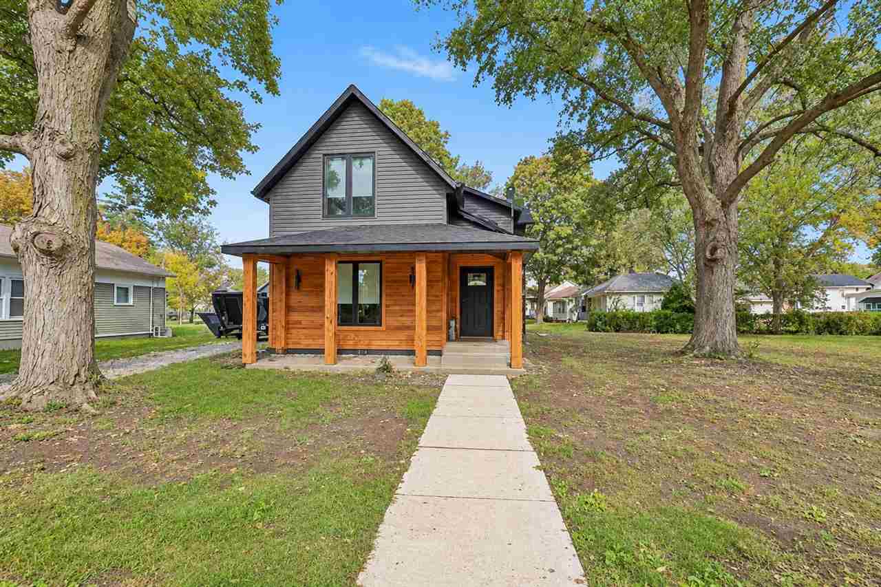 316 E Van Buren Washington IA 52353