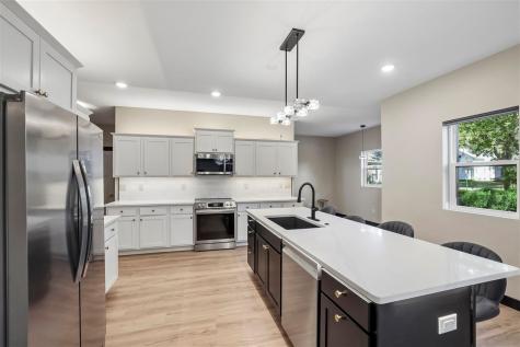 316 E Van Buren Washington IA 52353