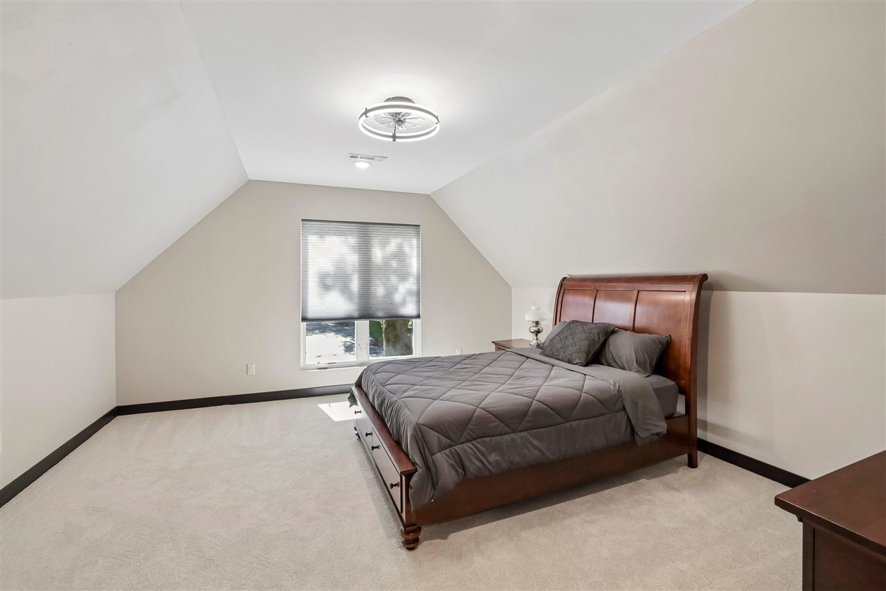 316 E Van Buren Washington IA 52353