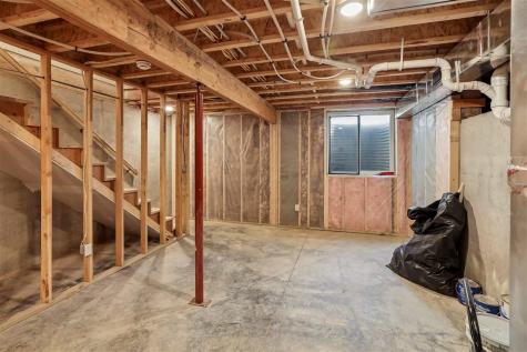 316 E Van Buren Washington IA 52353