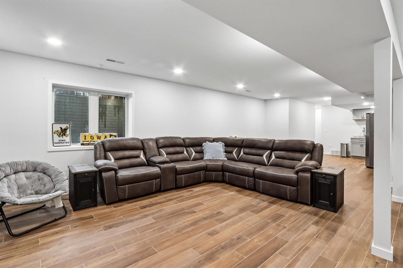 1960 Sherman Drive Iowa City IA 52240