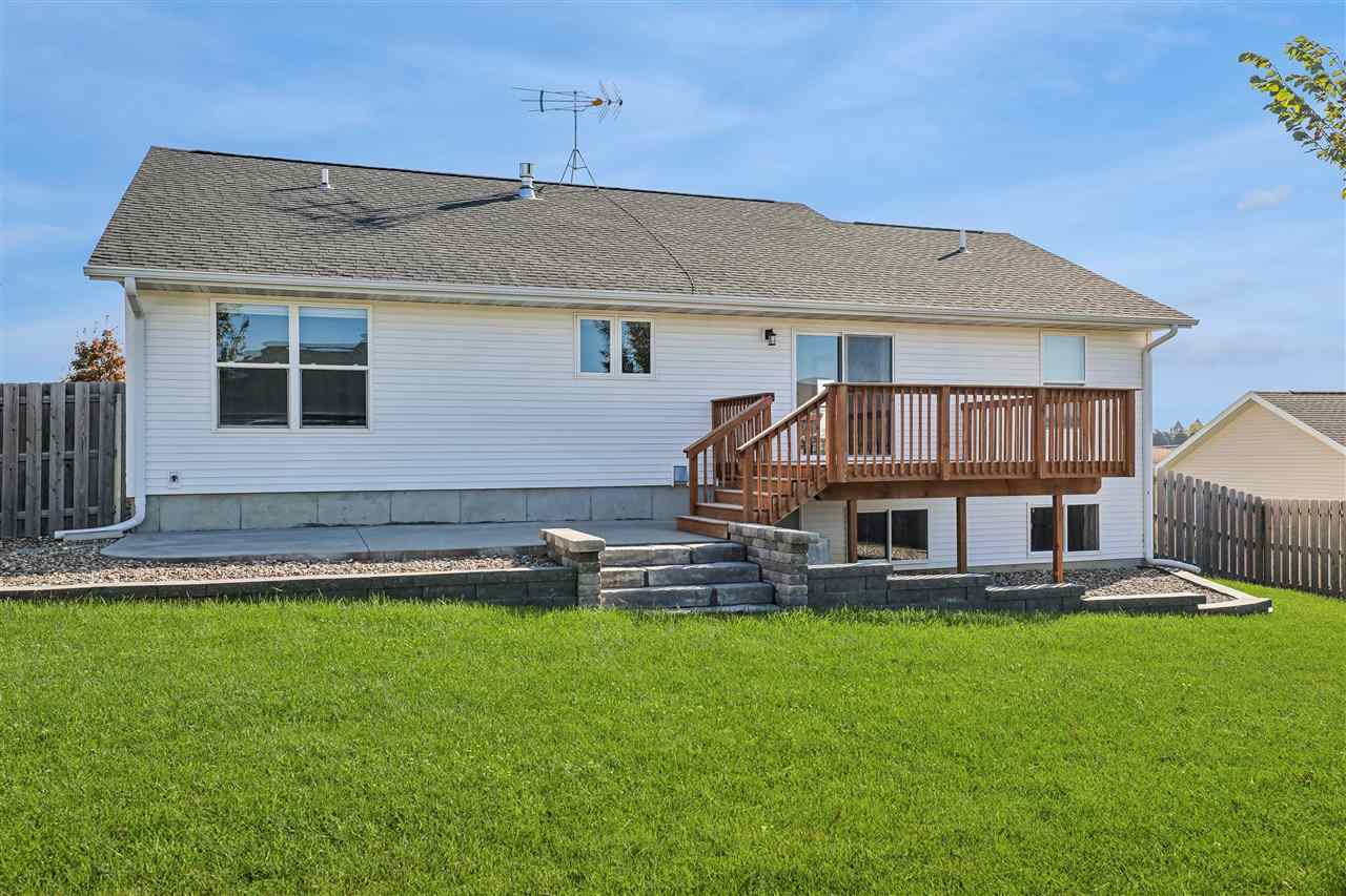 184 Kenton Way Williamsburg IA 52361