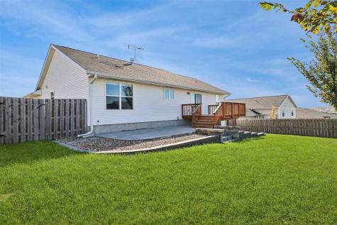 184 Kenton Way Williamsburg IA 52361