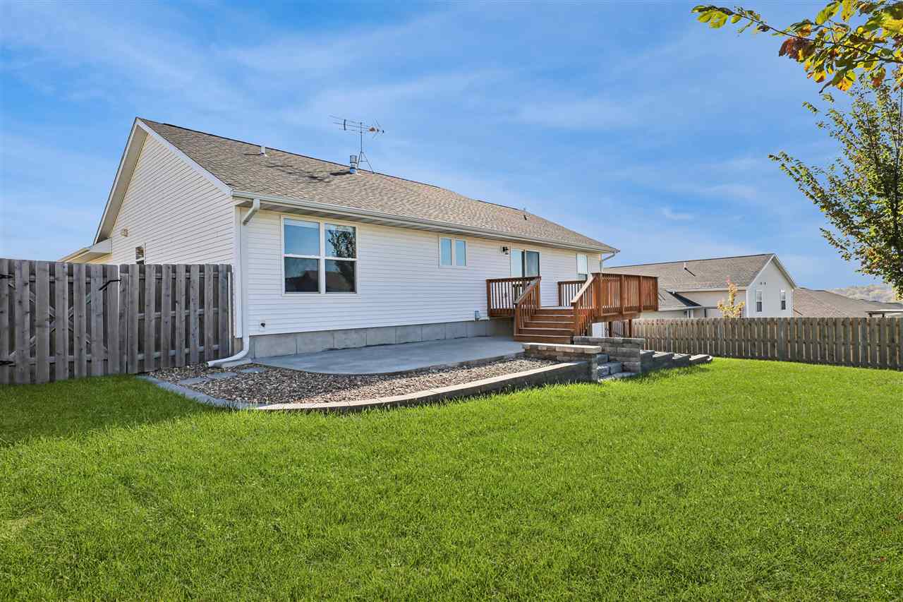 184 Kenton Way Williamsburg IA 52361