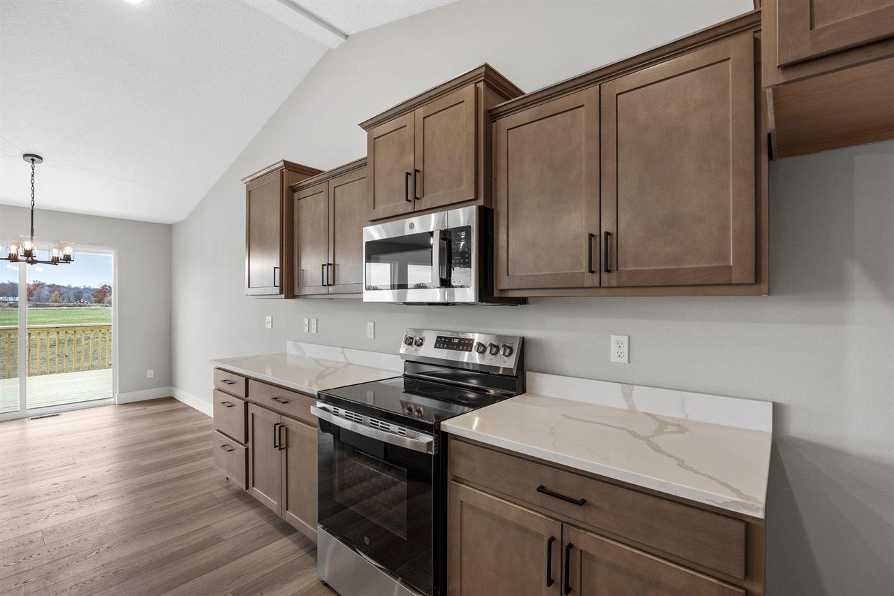 3660 Mclain Way Hiawatha IA 52233