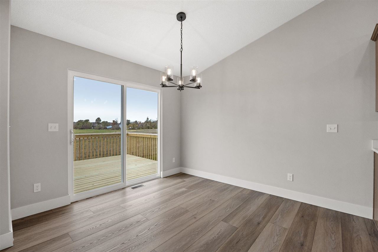 3660 Mclain Way Hiawatha IA 52233