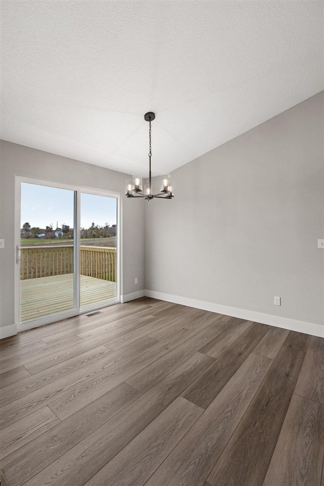 3660 Mclain Way Hiawatha IA 52233