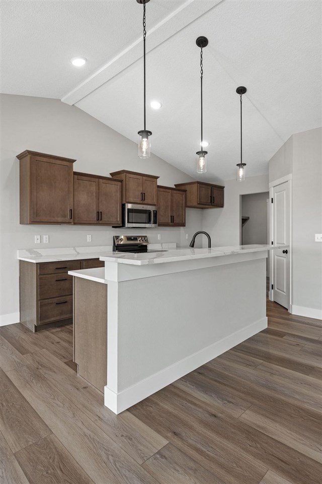 3660 Mclain Way Hiawatha IA 52233