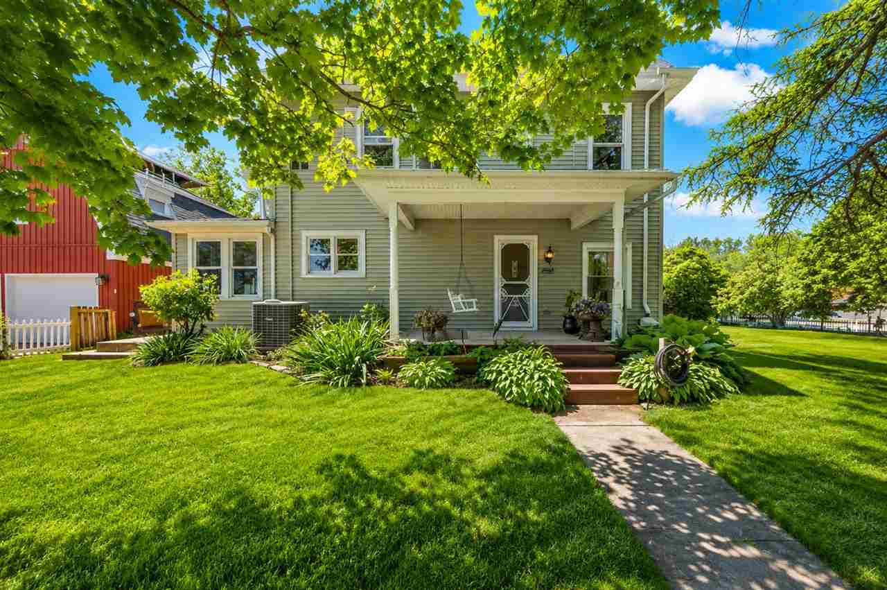3263 Rohret Road Iowa City IA 52246