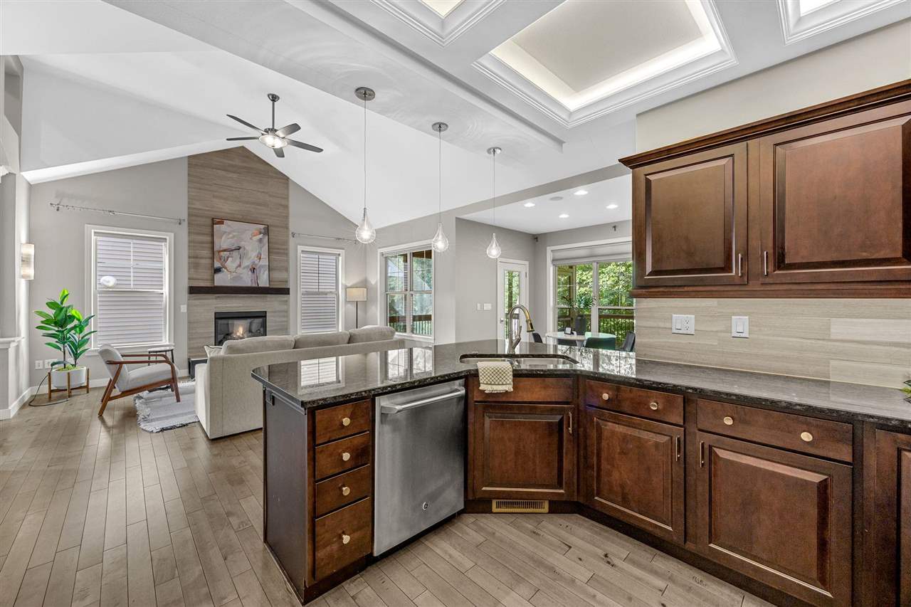 856 Sugar Loaf Circle Iowa City IA 52245