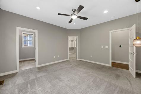 856 Sugar Loaf Circle Iowa City IA 52245