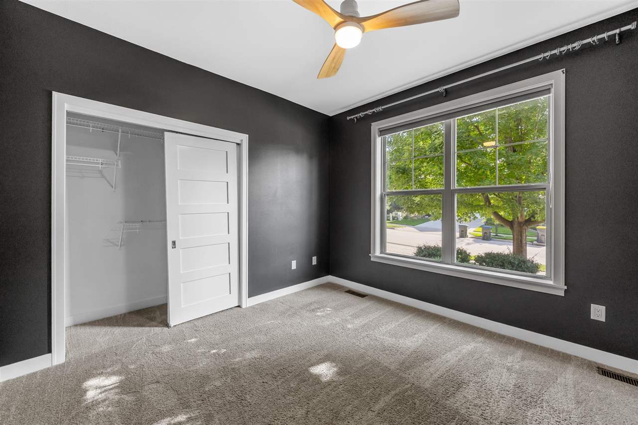 856 Sugar Loaf Circle Iowa City IA 52245