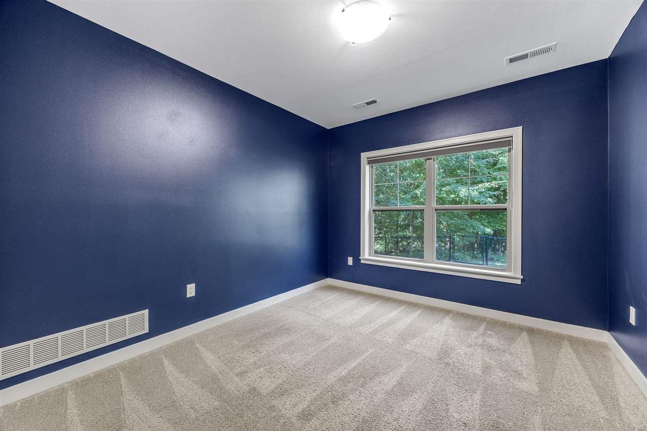 856 Sugar Loaf Circle Iowa City IA 52245