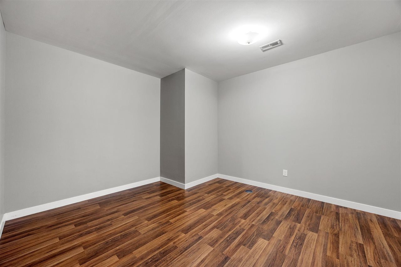 856 Sugar Loaf Circle Iowa City IA 52245