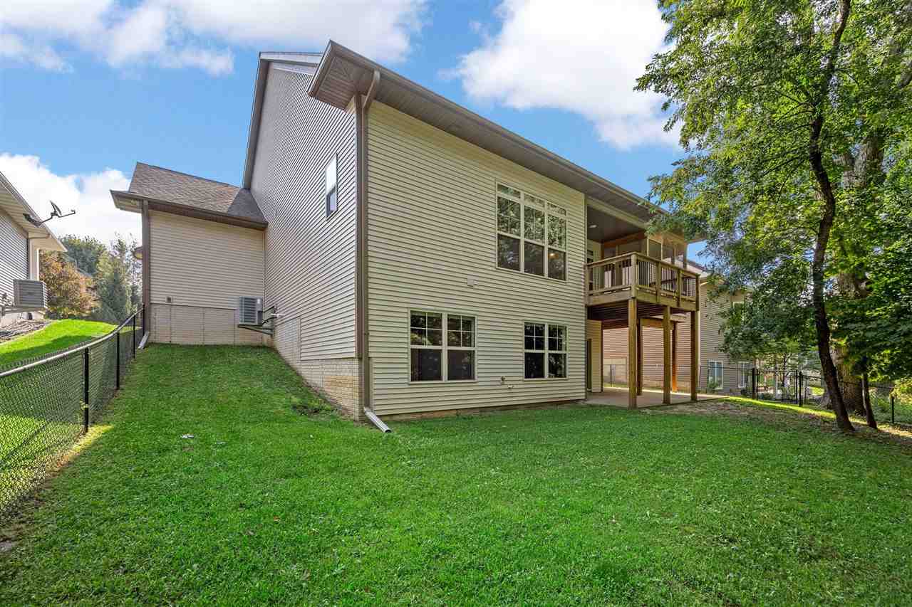 856 Sugar Loaf Circle Iowa City IA 52245