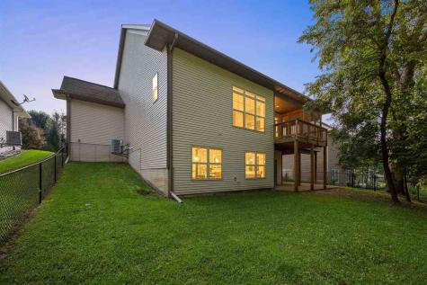 856 Sugar Loaf Circle Iowa City IA 52245