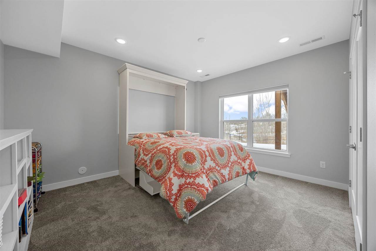 212 Sedona Street Iowa City IA 52246