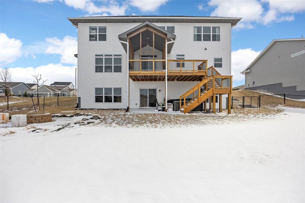 212 Sedona Street Iowa City IA 52246