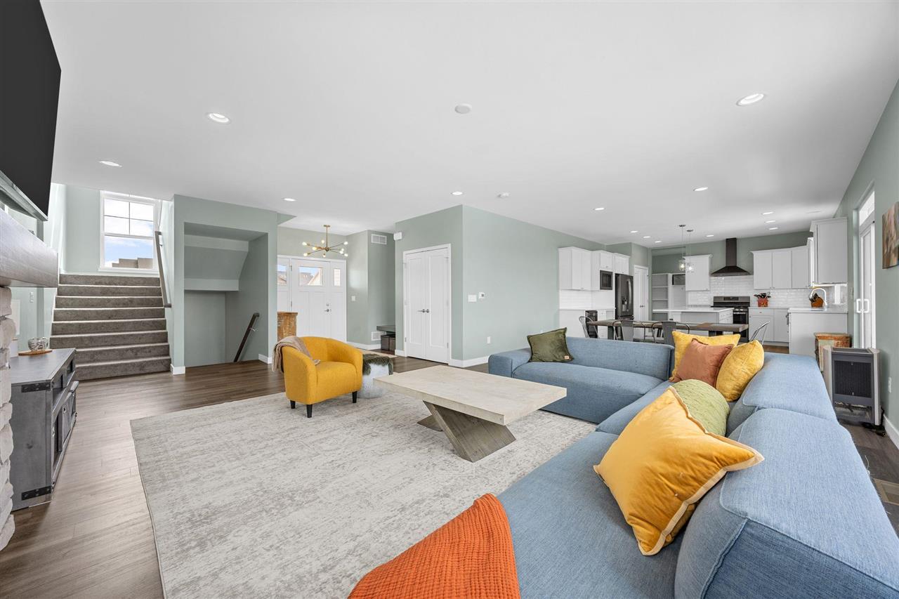212 Sedona Street Iowa City IA 52246