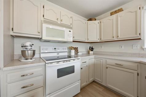1485 Walker Way Coralville IA 52241