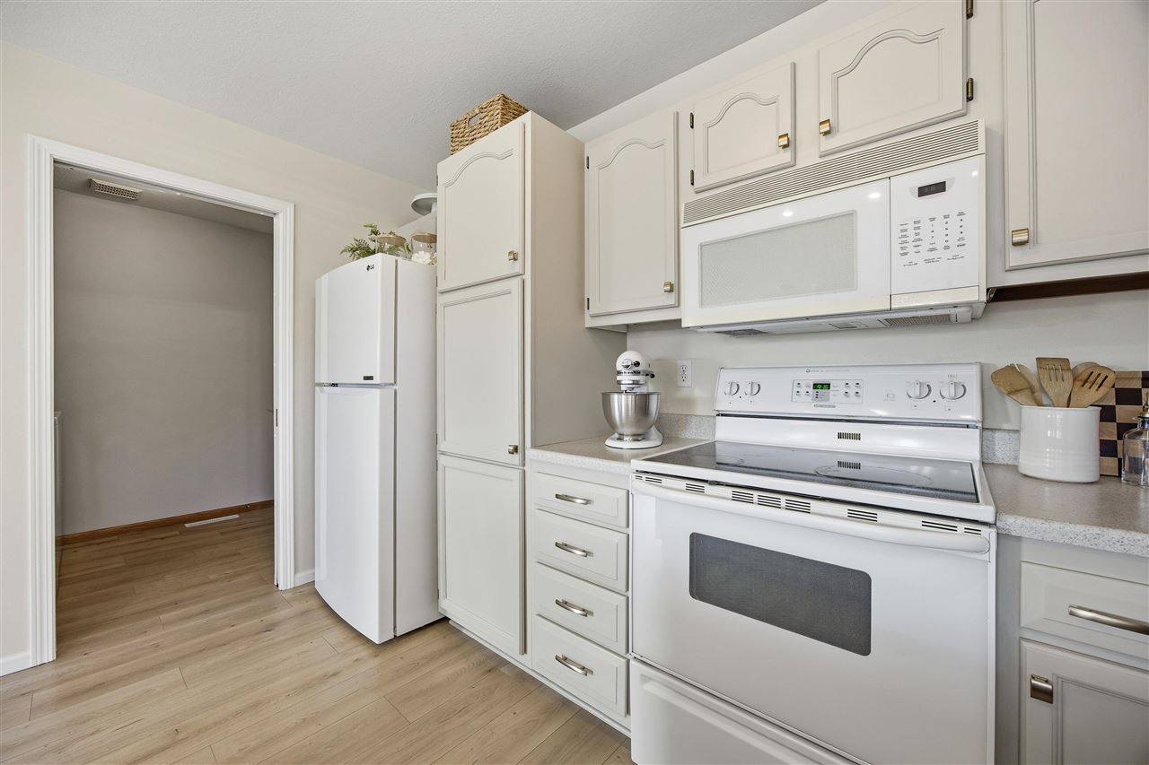 1485 Walker Way Coralville IA 52241