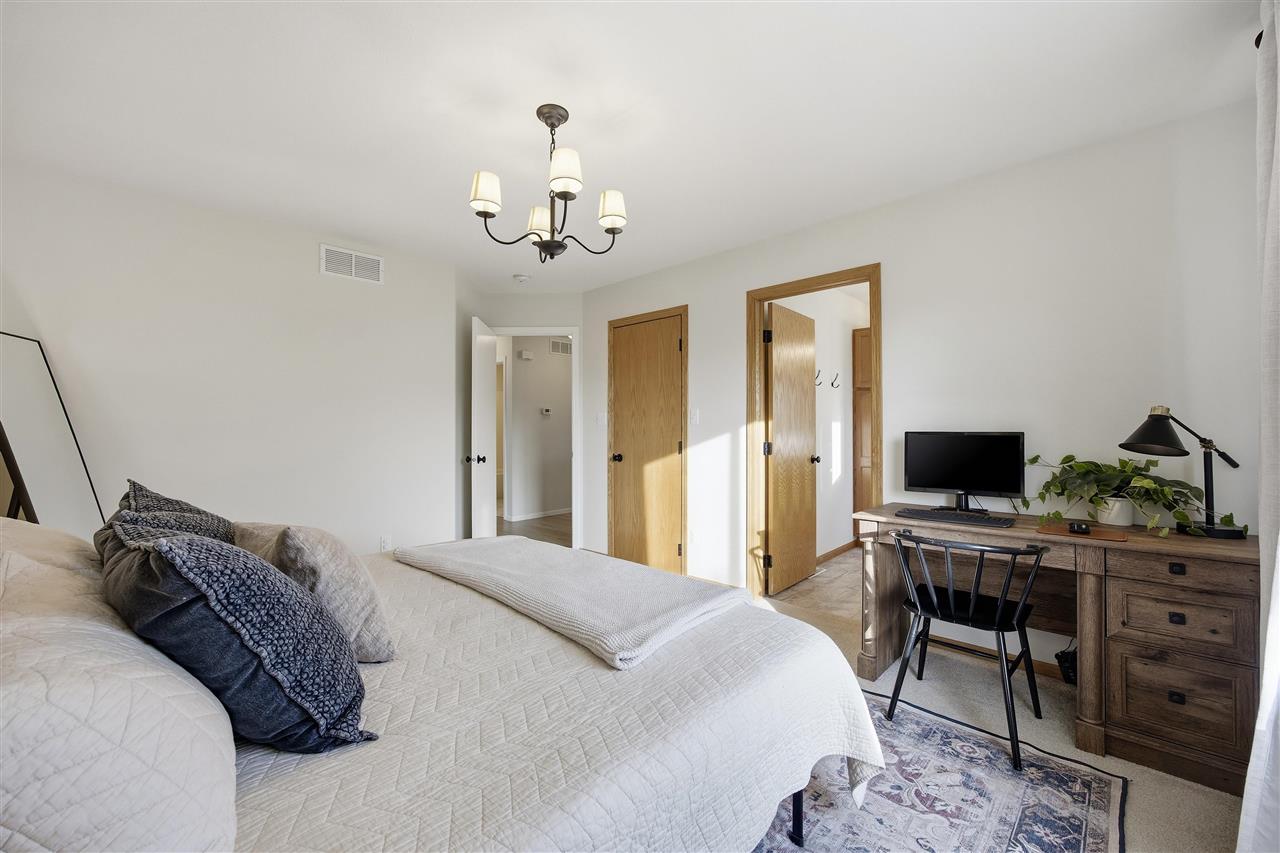 1485 Walker Way Coralville IA 52241