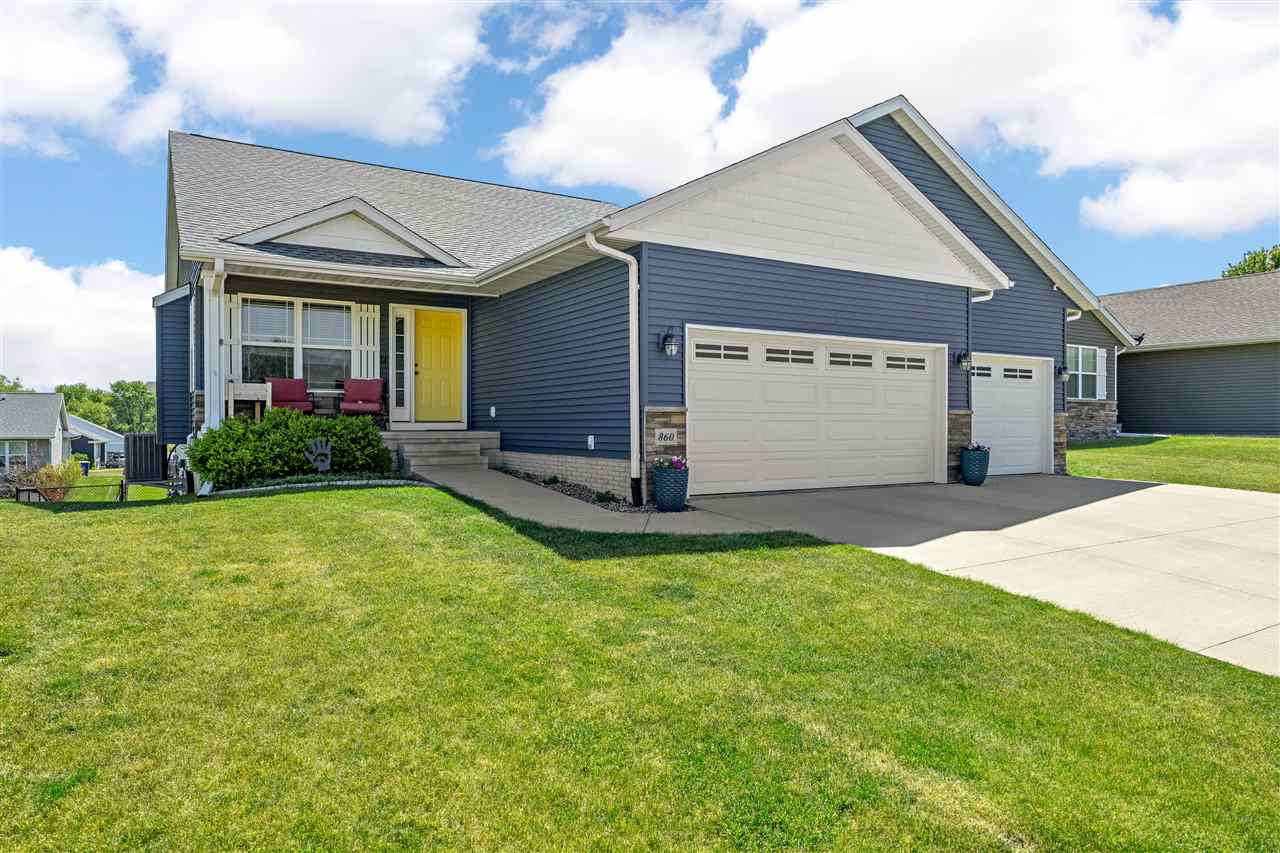 860 Jessie Street North Liberty IA 52317