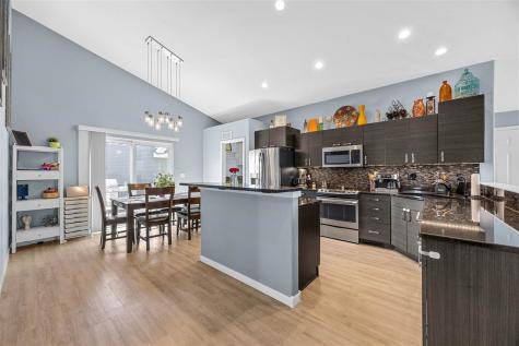 860 Jessie Street North Liberty IA 52317