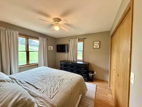 218 S High Avenue Oxford IA 52322