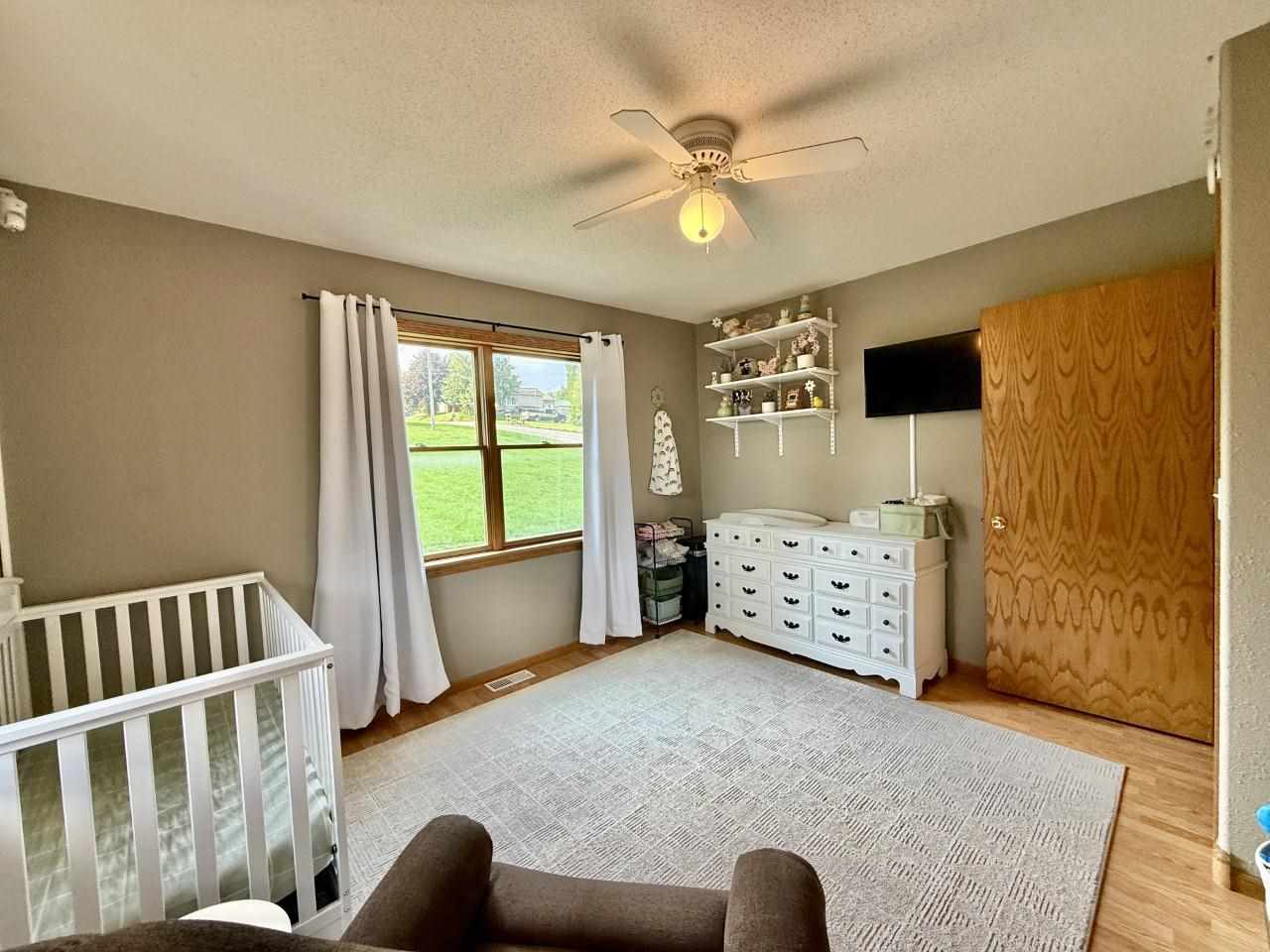 218 S High Avenue Oxford IA 52322