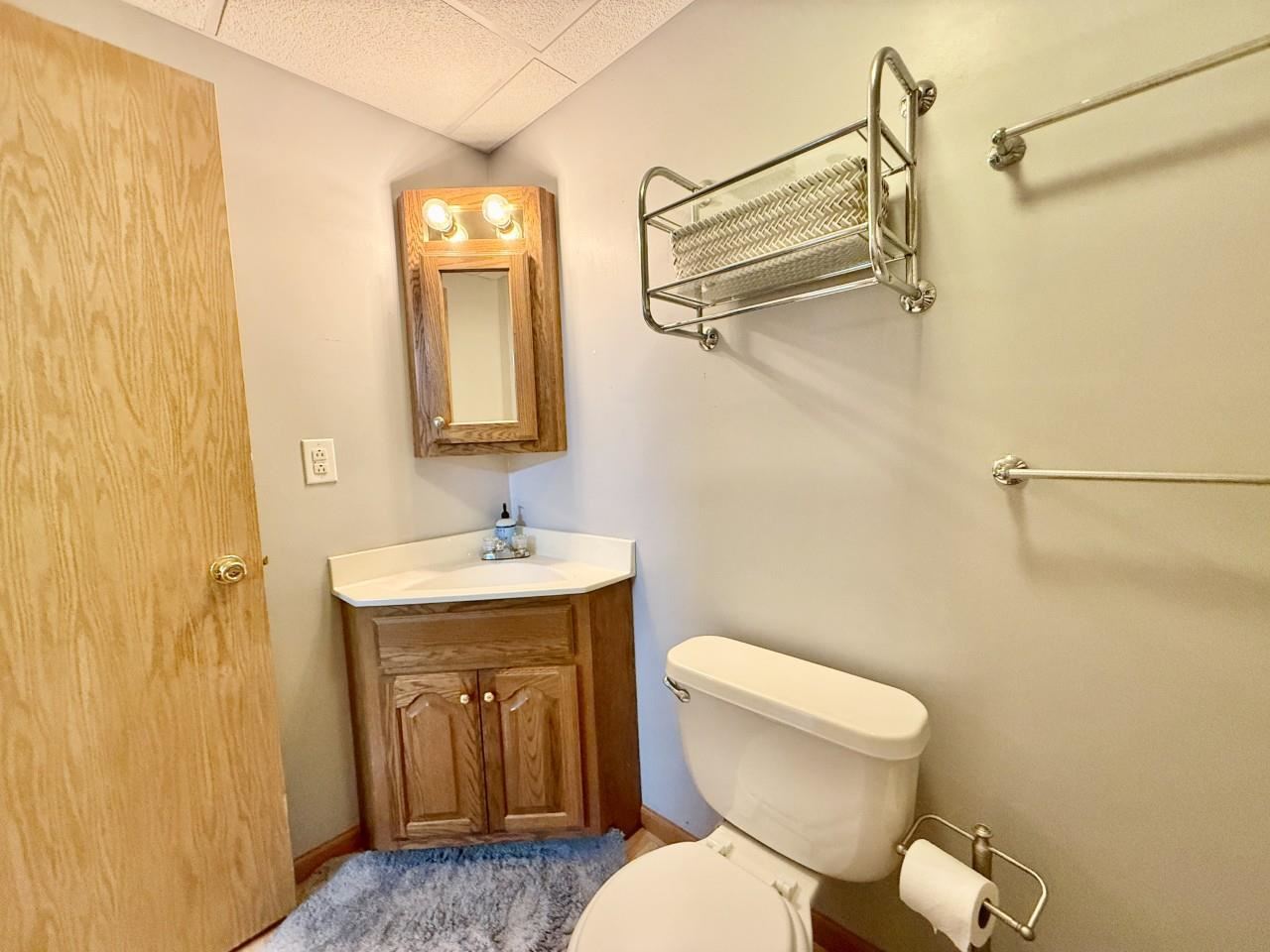 218 S High Avenue Oxford IA 52322