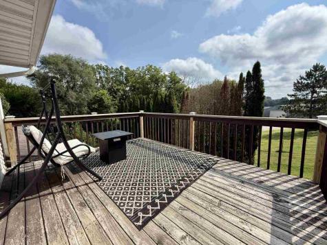 218 S High Avenue Oxford IA 52322