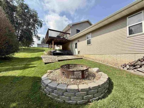 218 S High Avenue Oxford IA 52322