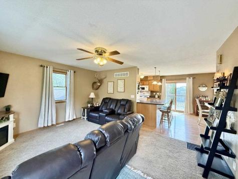218 S High Avenue Oxford IA 52322
