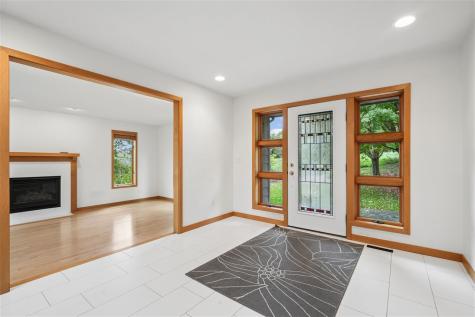 17 Briar Ridge Drive NE Iowa City IA 52240