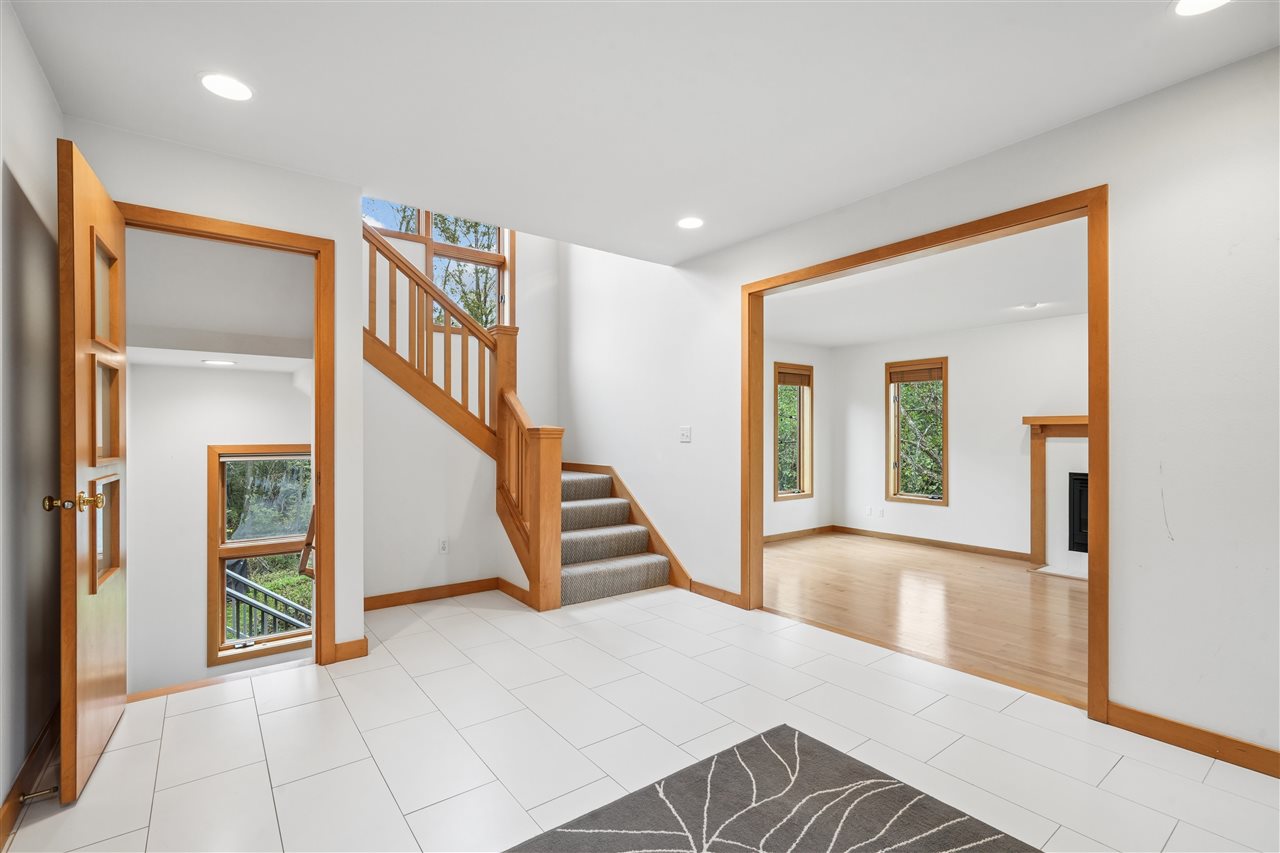 17 Briar Ridge Drive NE Iowa City IA 52240