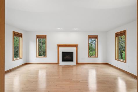 17 Briar Ridge Drive NE Iowa City IA 52240