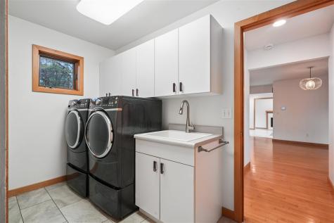 17 Briar Ridge Drive NE Iowa City IA 52240
