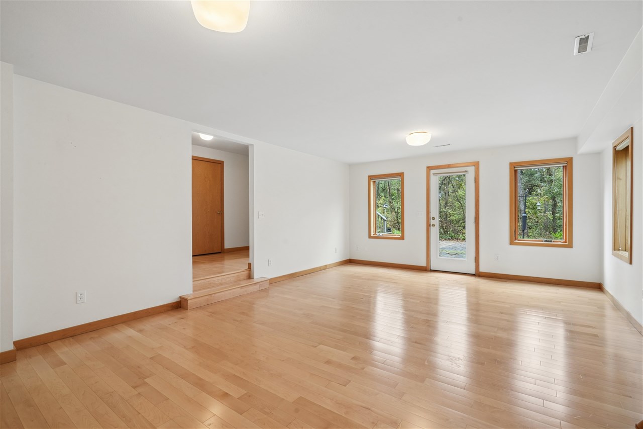 17 Briar Ridge Drive NE Iowa City IA 52240