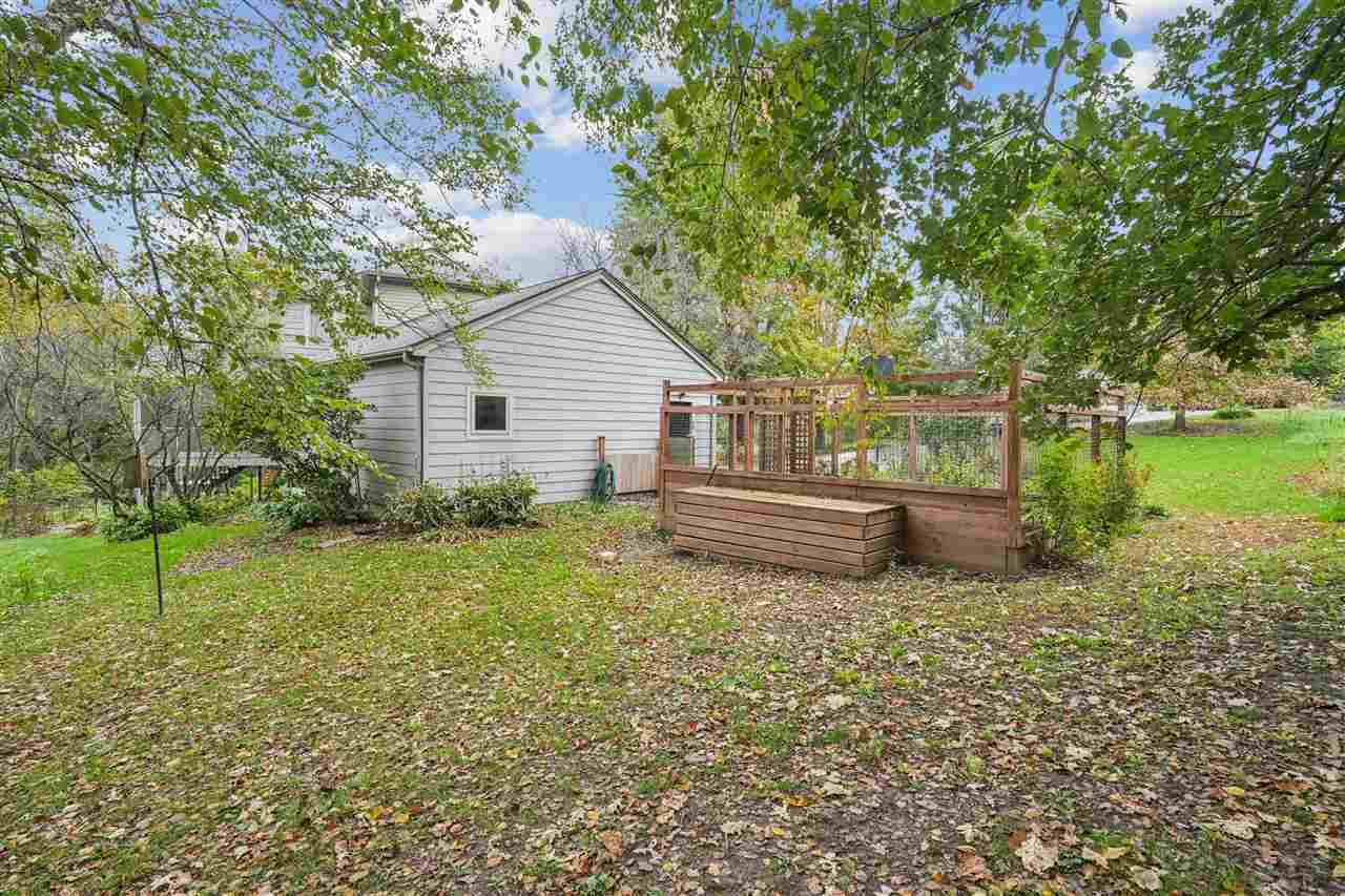 17 Briar Ridge Drive NE Iowa City IA 52240